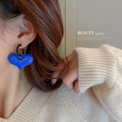 S925 needle colored heart earrings