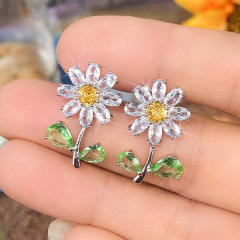 Cubic zircon daisy ear studs