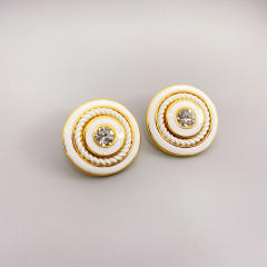 18KG button design ear studs