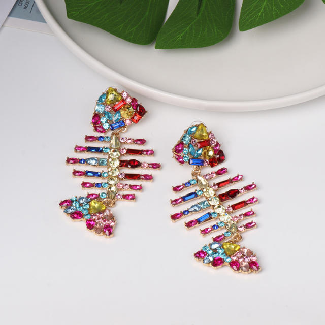 Rhinestone setting fishbone earrings