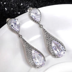 Elegant drop earrings