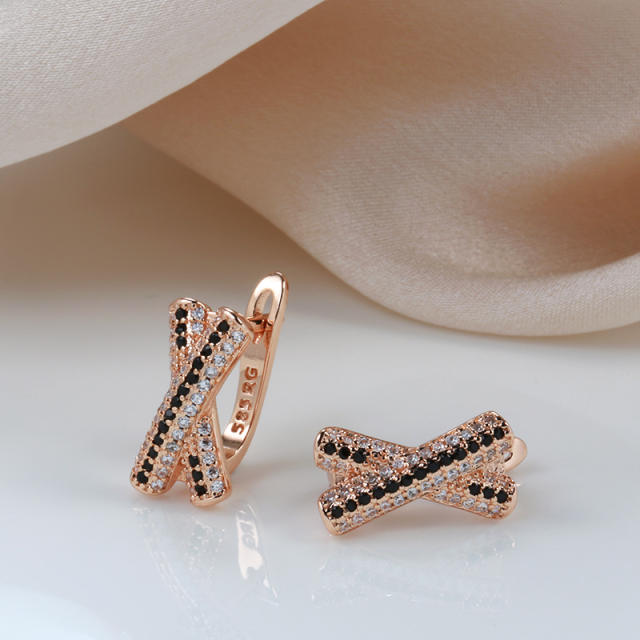 New Diamond X-shaped earrings