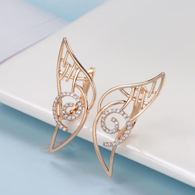 New Diamond hollow earrings