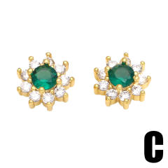 Concise emerald ear studs