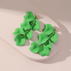 Color leaf design beach earrings