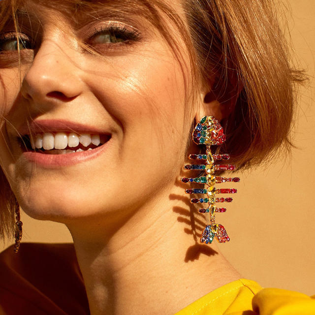 Rhinestone setting fishbone earrings