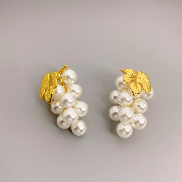 New pearl beads grape shape ear studs