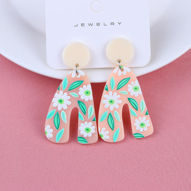 Geometric color acrylic earrings