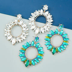 Delicate glass crystal oval shape dangel earrings