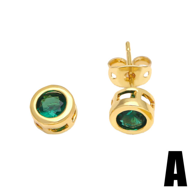 Concise emerald ear studs