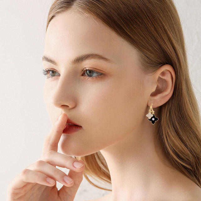 Korean fashion rhinestone color clover earrings