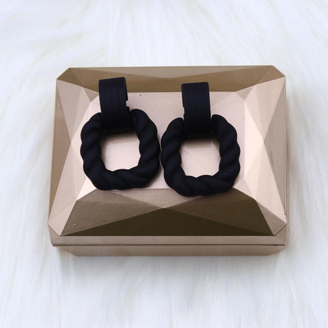 Tiktok hot sale black color series earrings