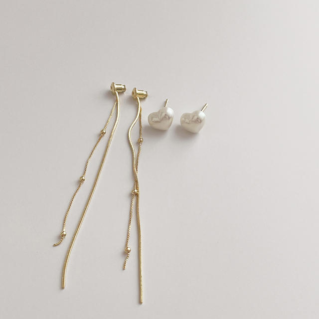 Fashion love Pearl tassel earrings