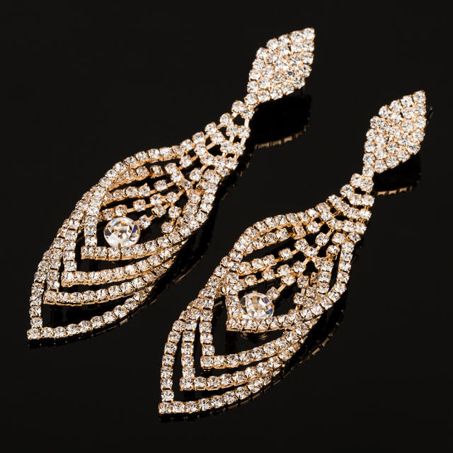 Occident fashion full of diamond dangle earrings