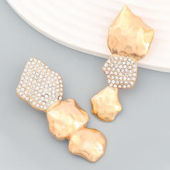 Geometric Diamond asymmetric earrings