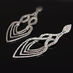 Rhinestone dangle earring for wedding