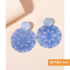 Chinse trend hollow metal creative earrings for women