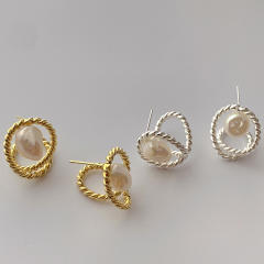 Vintage water pearl 925 needle real gold plated ear studs