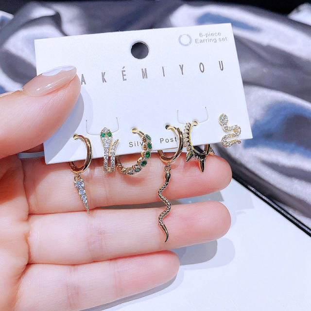 Personality diamond snake huggie earrings set