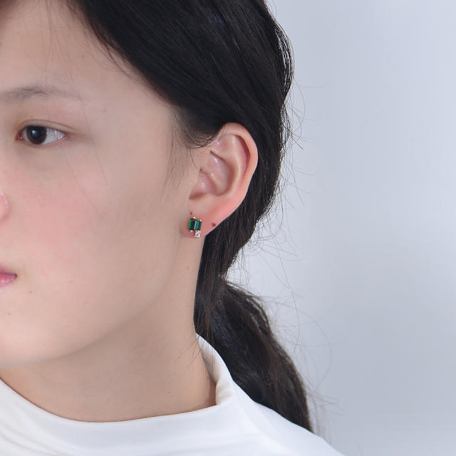 S925 Emerald ear studs