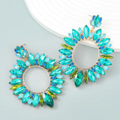 Delicate glass crystal oval shape dangel earrings