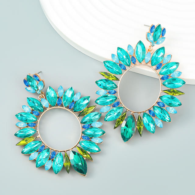 Delicate glass crystal oval shape dangel earrings