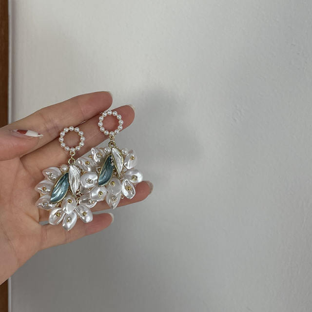 925 needle pearl flower earrings