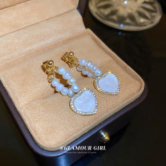 Water pearl beads heart earrings