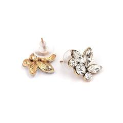 Chic statement ear studs