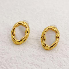 18KG color shell statement ear studs