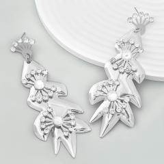 Rhinestone leaf shape chunky earrings
