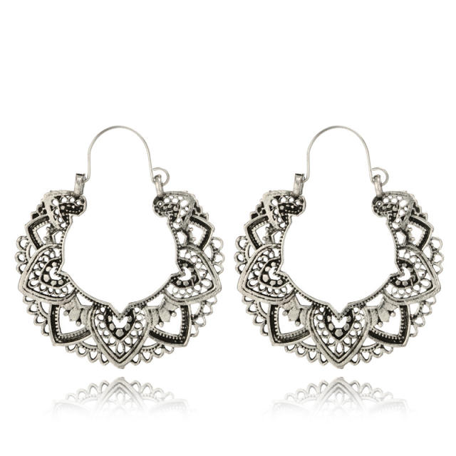 Vintage hollow Totem hoop earrings
