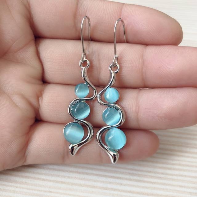 Bohemian creative curve wave-shaped earrings