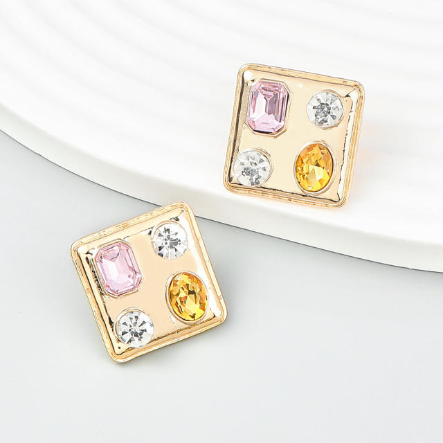 Geometric square shaped ear studs