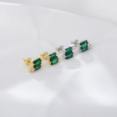 S925 Emerald ear studs