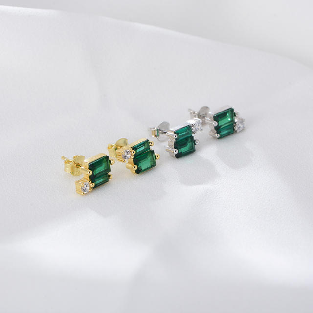 S925 Emerald ear studs