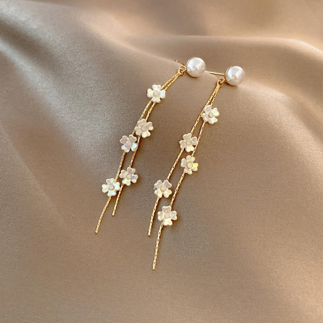 Korean fashion personality pave setting rhinestont chain tassel earrings