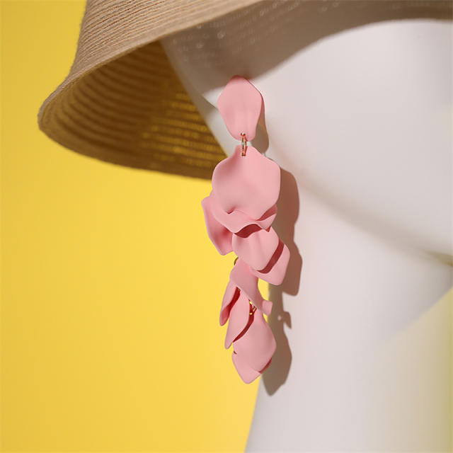 Color leaf design beach earrings