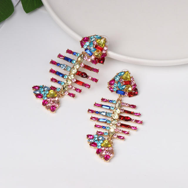Rhinestone setting fishbone earrings