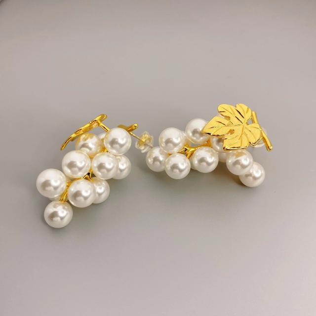 New pearl beads grape shape ear studs