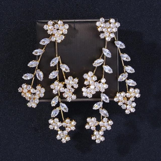 Luxury cubic zircon leaf design earrings