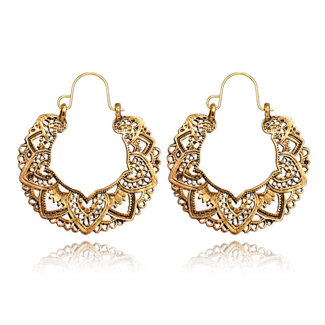 Vintage hollow Totem hoop earrings