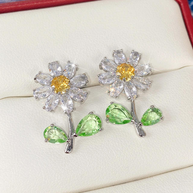 Cubic zircon daisy ear studs