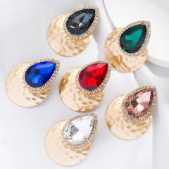 Dropped glass crystal metal feeling ear studs