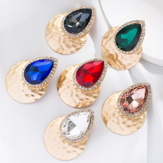 Dropped glass crystal metal feeling ear studs