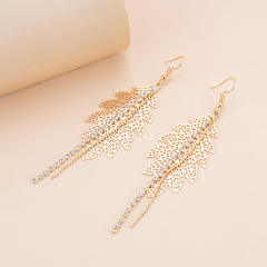 Chinse trend hollow metal creative earrings for women