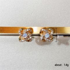 Cubic zircon chic ear studs