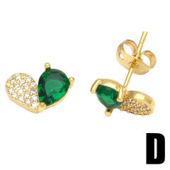 Concise emerald ear studs