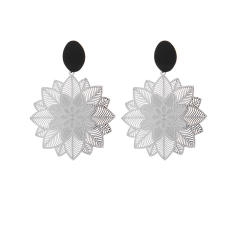 Chinse trend hollow metal creative earrings for women