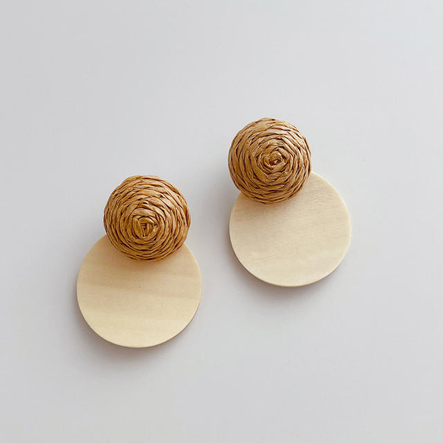 Fashion rattan geometric round earrings
